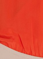02030286_29_4-BODY-HILLARY