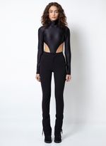 02110670_09_3-BODY-SPACE