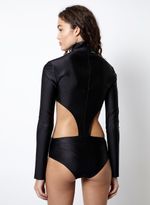 02110670_09_5-BODY-SPACE