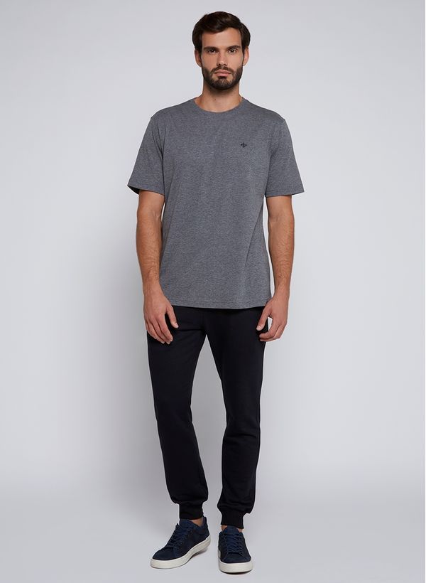 03010939C_20_1-T-SHIRT-MC-DEC-C-ESSENTIALS-CSG