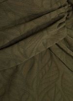 08040031_49_4-TOP-DEVA