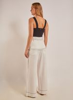18190070_11_4-CALCA-ANTONELA