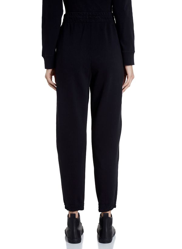 18930207_09_3-CALCA-BASIC-TO-ROCK-BLACK