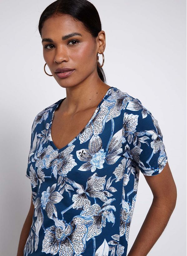 08730682_40_4-BLUSA-MC-DEC-V-PIMA-EST-BLUE-FLORAL