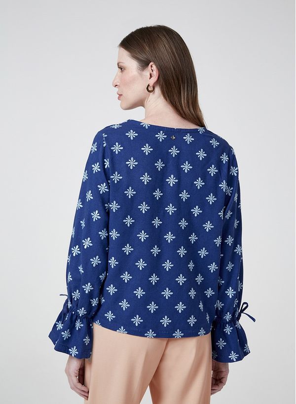 08731076_40_4-BLUSA-DEC-V-ML-BORDADO