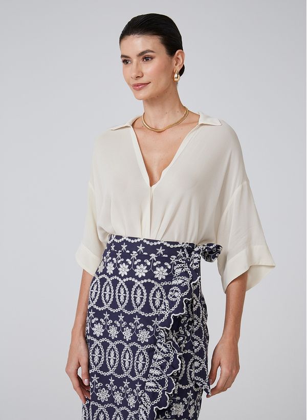 11044835_11_3-BLUSA-TUANI-DEC-V-PREGAS