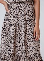 16012554_38_5-SAIA-MIDI-CAMADAS-EST-ONCA