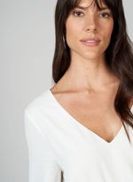 47010252_05_5-VESTIDO-MAQUINETADO-DECOTE-V