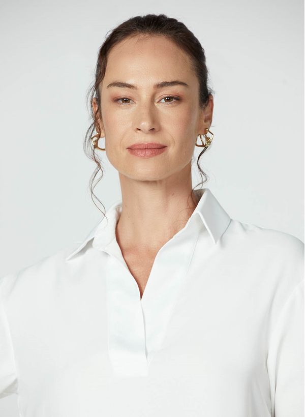 53011046_11_5-CAMISA-DECOTE-V