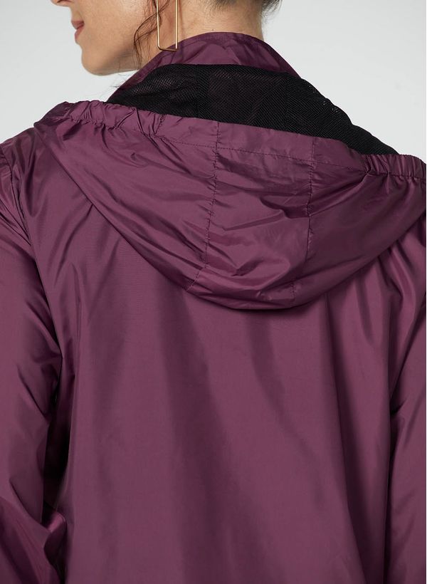 66020569_21_6-JAQUETA-NYLON-LEVE-COM-CAPUZ