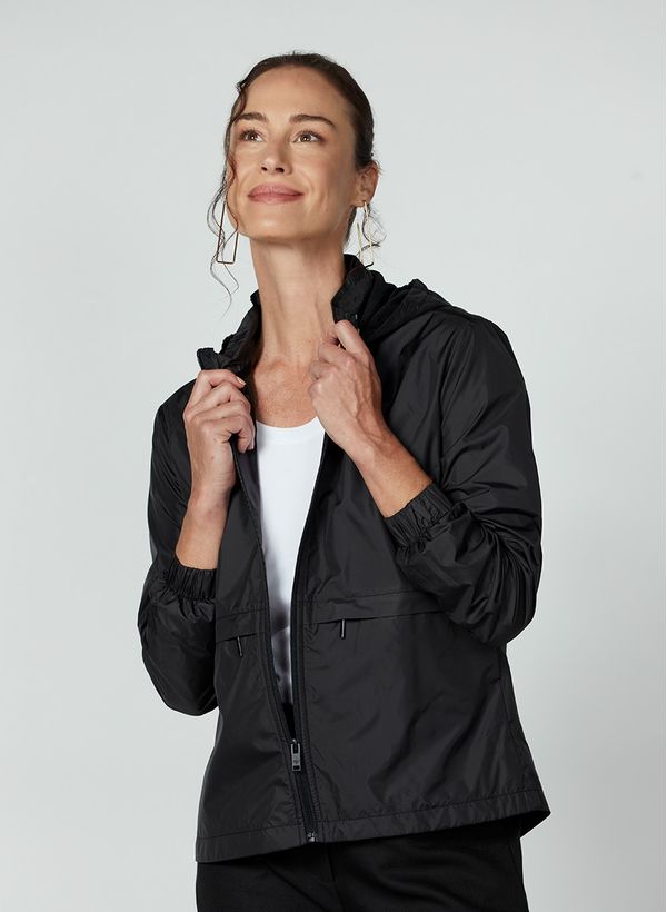 66020620_09_3-JAQUETA-NYLON-LEVE-COM-CAPUZ
