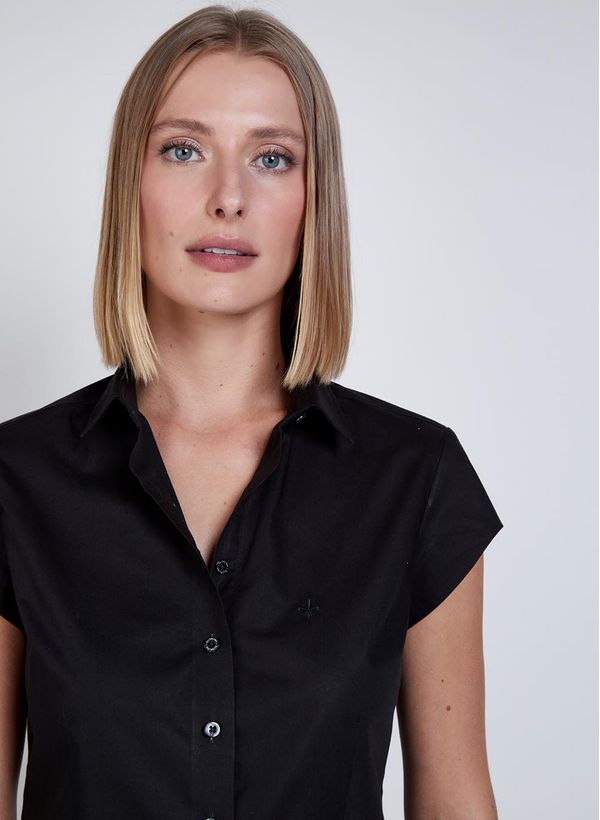 68010247_09_4-CAMISA-MC-FEM-TRICOLINE-STRETCH