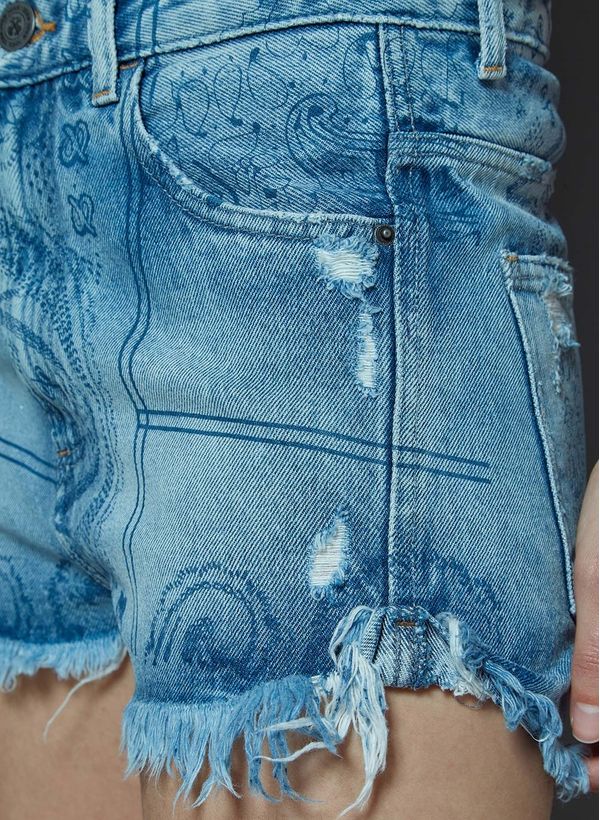 06081295_75_4-SHORTS-BOY-ALTO-QATAR