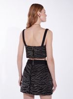 08050099_09_4-TOP-ANYE