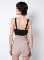 08111066_09_5-TOP-VERA