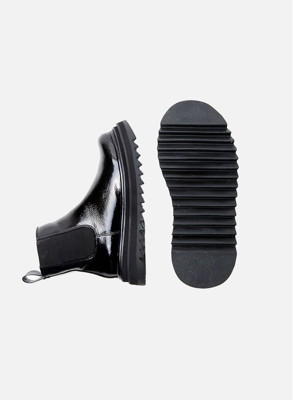 30140569_09_7-BOTA-BAI