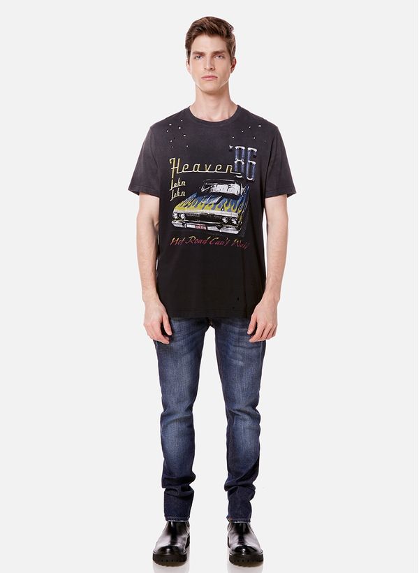 42545716_09_3-TS-RG-CAR-FLAMES