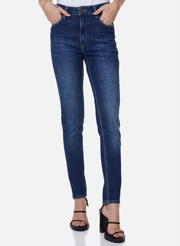 image-15d67ca4fbf6498aada7dd4408a9a772