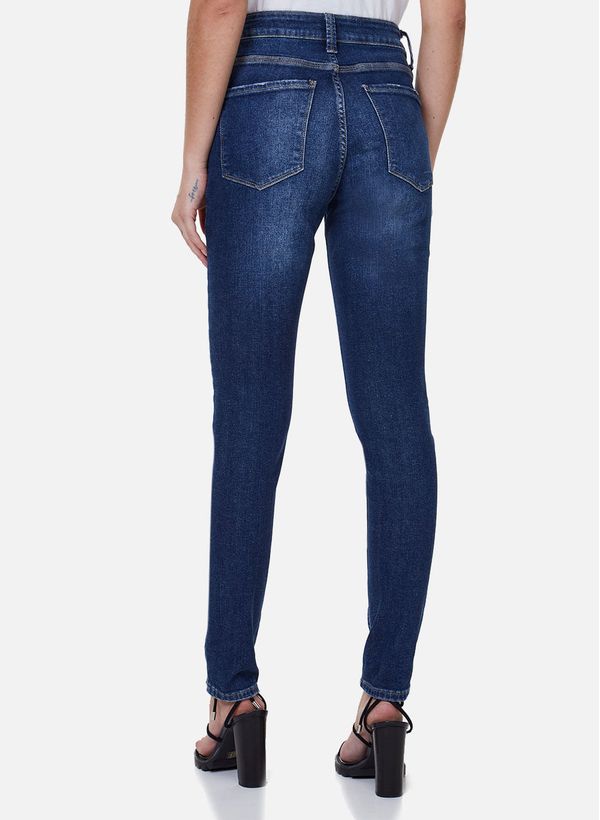 image-7aff58efdbc6457bafbd7b8c083c11e8