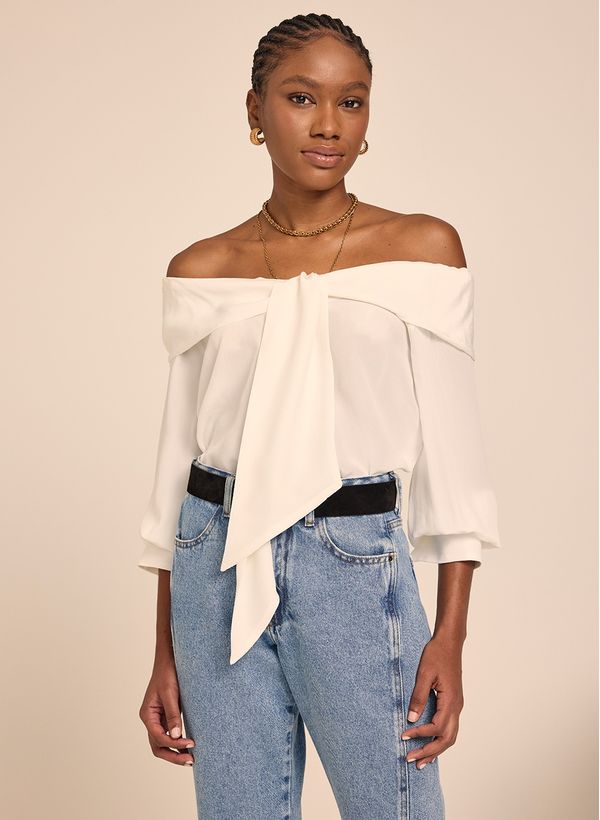 11034516_11_3-BLUSA-VIOLETA-OMBRO