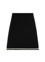 16112356_09_5-SAIA-CHARLOTE-II