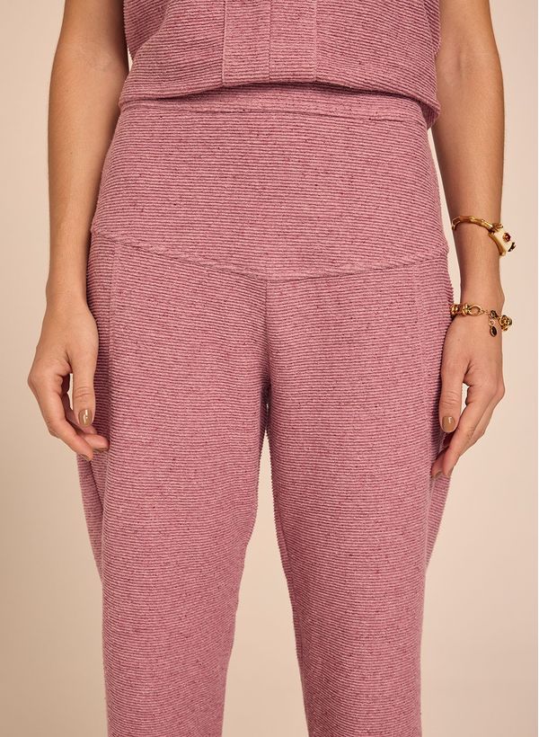 18014370_19_2-CALCA-JUNIA