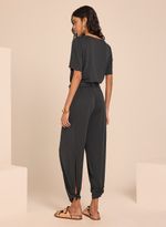 18112648_03_4-CALCA-LULU