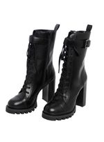 30250091_09_02-COMBAT-JOHN-BUCKLE