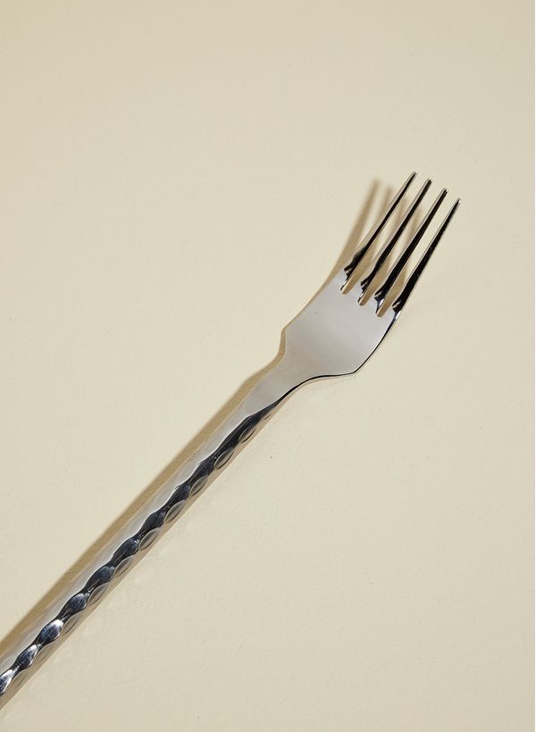 60760467_81_2-GARFO-SILVER-HAMMERED