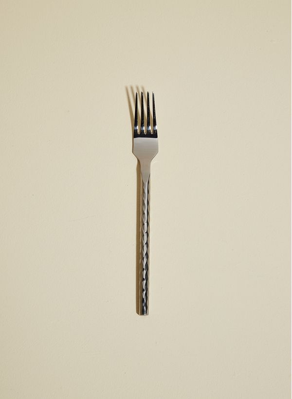 60760467_81_3-GARFO-SILVER-HAMMERED