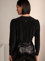02030287_09_4-BODY-OTILIA