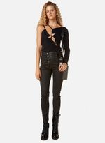 02110744_09_1-BODY-ALEXA