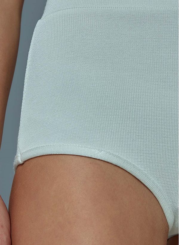 06110565_11_4-HOT-PANT-PERFECT-OFF