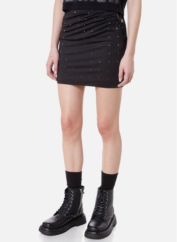 16112248_09_2-SAIA-TOSHI