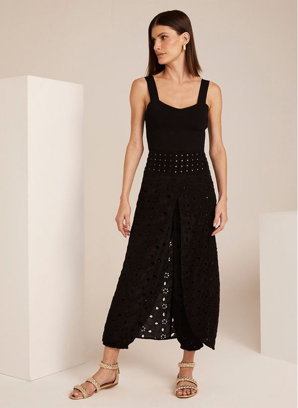 18013955_09_3-CALCA-JUDY-II