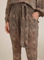 18041914_94_2-CALCA-KARITA