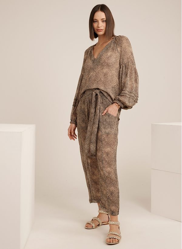 18041914_94_3-CALCA-KARITA