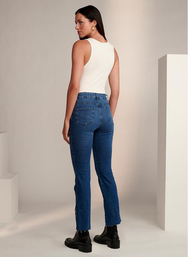 18093943_75_4-CALCA-DANIELA