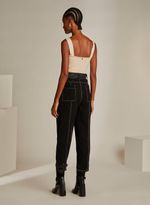 18121342_09_4-CALCA-LETICIA