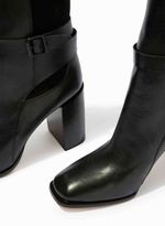 30140539_09_4-BOTA-IVANA