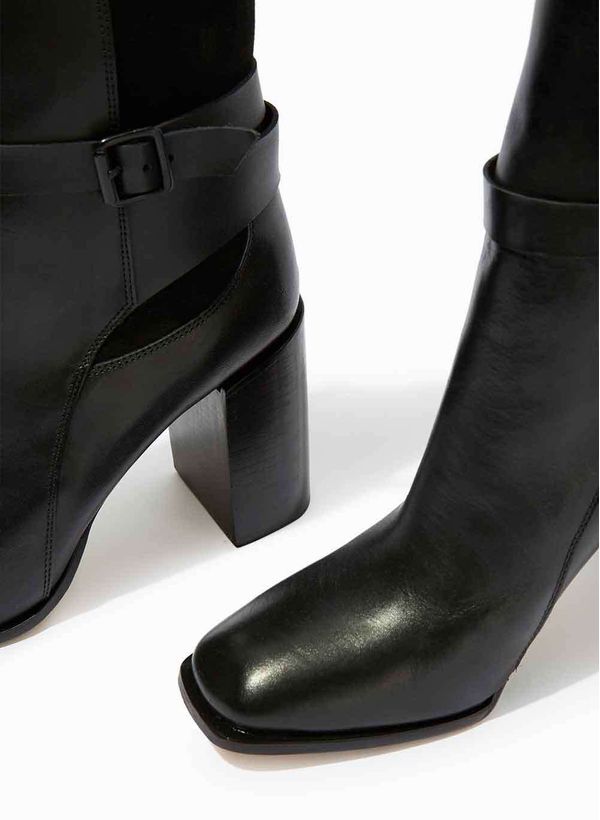 30140539_09_4-BOTA-IVANA