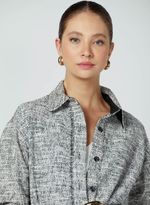 53011053_09_5-CAMISA-ML-DE-TWEED-DETALHE