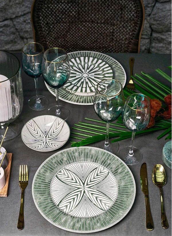 61750015_25_7-TACA-VINHO-TULIA-G