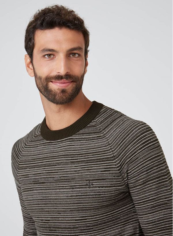 66020741_49_5-TRICOT-DC-TEXTURA-LISTRAS