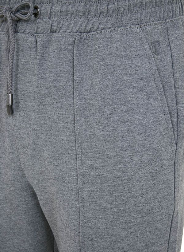 91012518_58_2-CALCA-DE-MOLETOM-JOGGER-COM-FRISOS