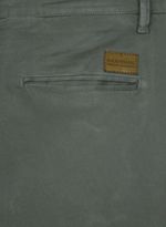 91012982_30_4-CALCA-CHINO-COLOR-CONCEPT-CONTEMPORANEO