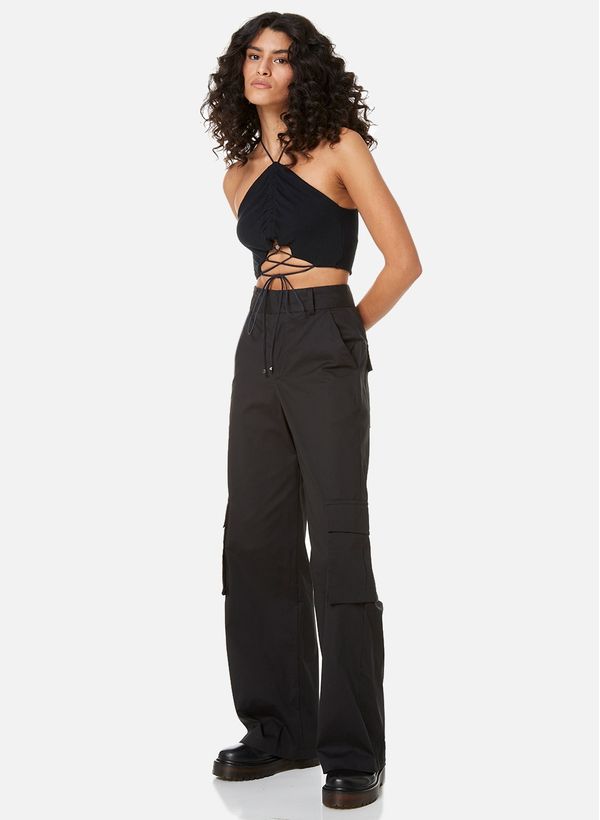 08220027_09_2-TOP-ELLIE