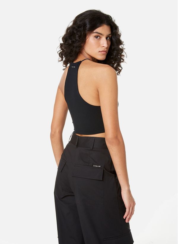 08220027_09_4-TOP-ELLIE