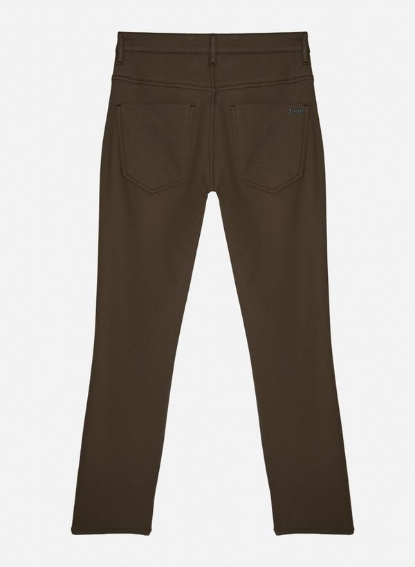 18023304_46_3-CC-SLIM-OLYMPIA-BROWN