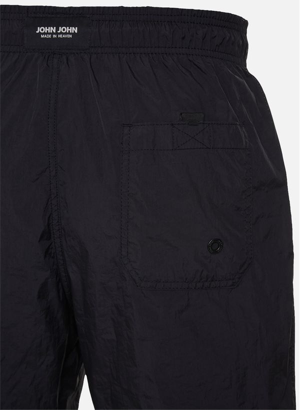06110948_09_4-SHORTS-BLACK-CURVE
